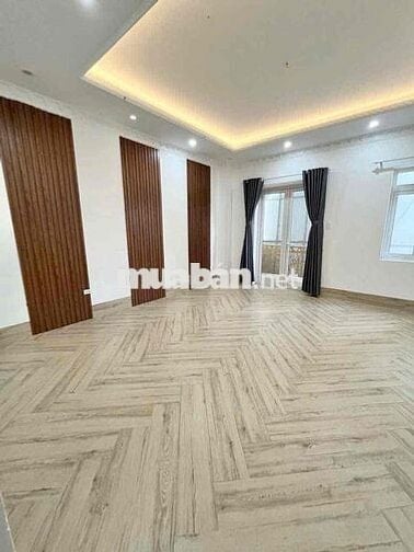 CHO THUÊ NHÀ 3 LẦU MẶT TIỀN LÝ THÁI TỔ CÓ THANG MÁY