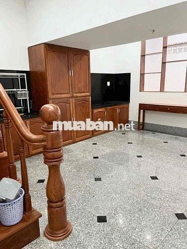 CHO THUÊ NHÀ 3 LẦU MẶT TIỀN LÝ THÁI TỔ CÓ THANG MÁY