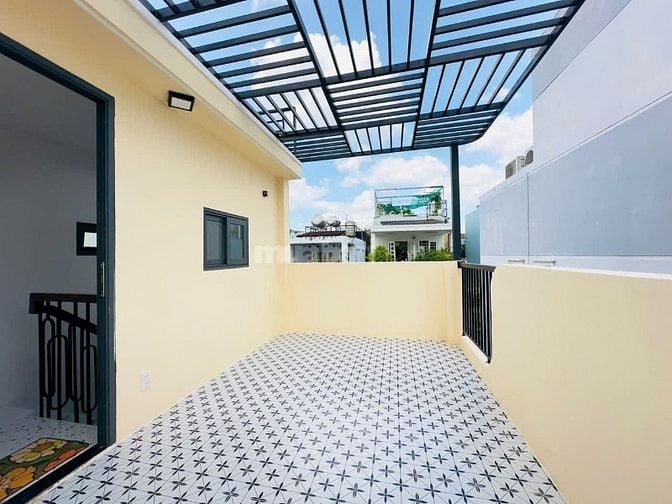 NHÀ MỚI HẺM THÍCH QUẢNG ĐỨC, PHÚ NHUẬN, 4,4x5m, 2 lầu, ST, 2PN, 3WC
