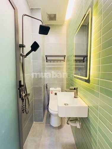NHÀ MỚI HẺM THÍCH QUẢNG ĐỨC, PHÚ NHUẬN, 4,4x5m, 2 lầu, ST, 2PN, 3WC