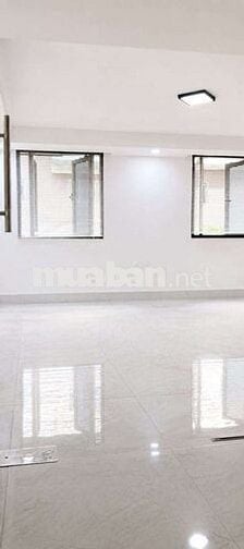 Toà nhà văn phòng 54c đường 18 giá tốt