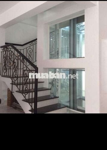 Toà nhà văn phòng 54c đường 18 giá tốt