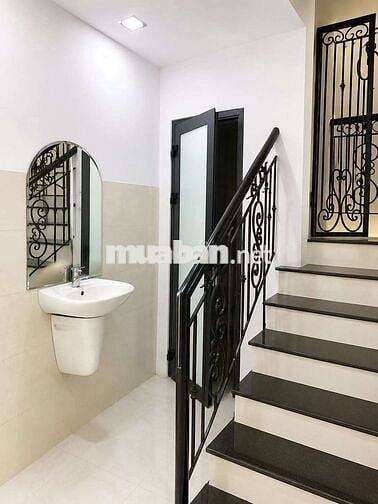 Toà nhà văn phòng 54c đường 18 giá tốt