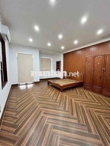 CHO THUÊ NHÀ 3 LẦU MẶT TIỀN LÝ THÁI TỔ CÓ THANG MÁY