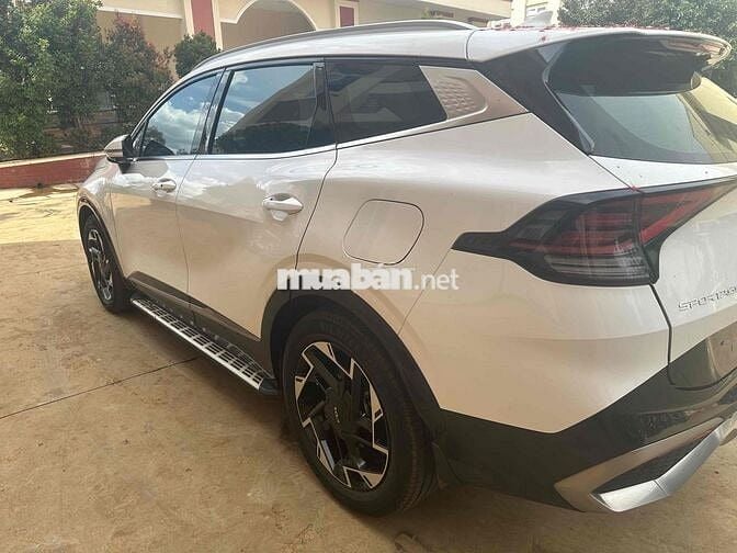 Kia Sportage 2024 2.0 Premium Trắng 23000 km