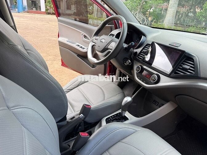 Kia Morning 2017 Tự động Đỏ 70000 km
