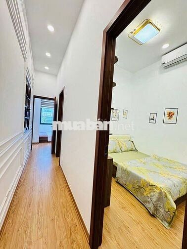 Căn hộ - 3 ngủ 2 WC - Vị trí trung tâm - ngõ đẹp ôtô - đến ở ngay