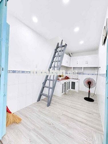 Nguyễn Văn Luông-DT 12m2, 3 Tầng 3 PN-Không Lộ Giới -Không Qui Hoạch-