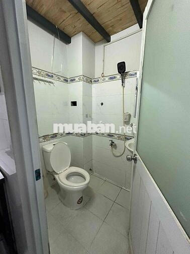 phòng có gác gần ngã tư phú nhuận