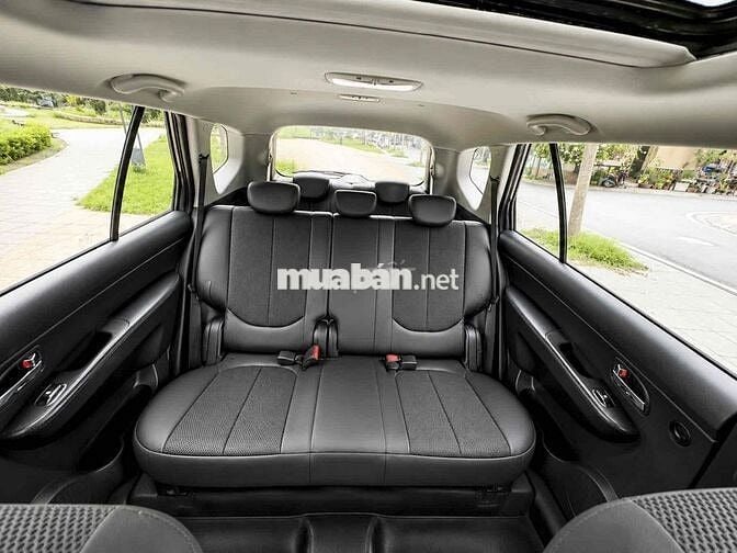 Kia Carens nhập khẩu  bản full 7 chỗ nguyên bản