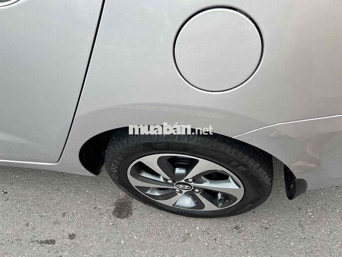 Hyundai i10 2017 Số sàn bản đủ xe gia đình