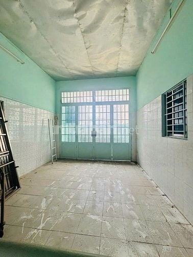 Bán nhà cấp 4 tiện xây mới đường khánh hội P4 Q4,dt:5x18m,giá 7 tỷ