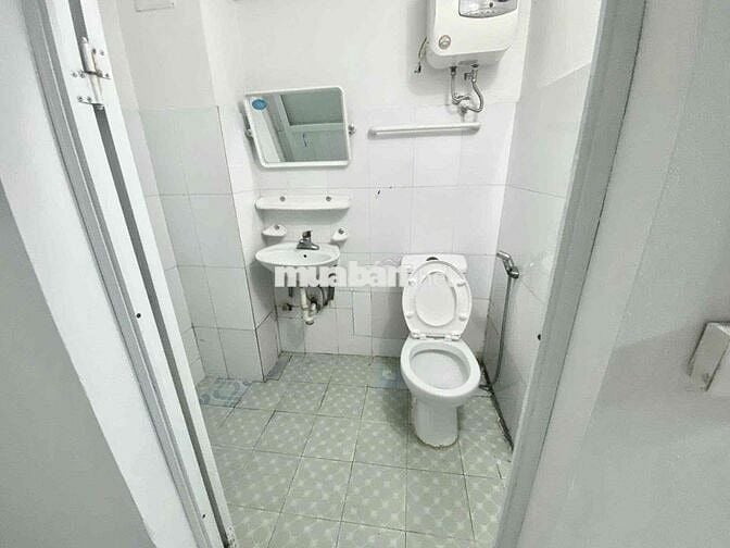 Pass phòng 1N1K ngách 77 ngõ 207 Bùi Xương Trạch (ô tô đi vào được)