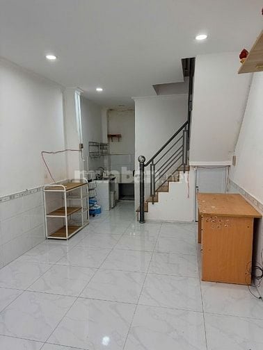 Cho thuê nhà nguyên căn tại hẻm 100 Tân Khai, phường Minh Phụng (P7, Q