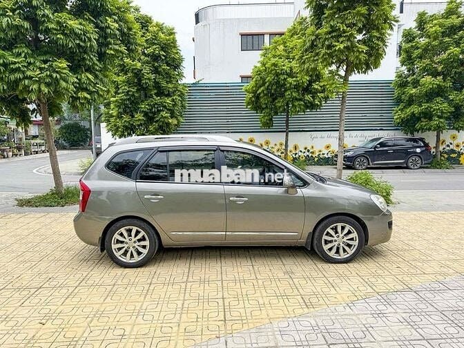 Kia Carens nhập khẩu  bản full 7 chỗ nguyên bản