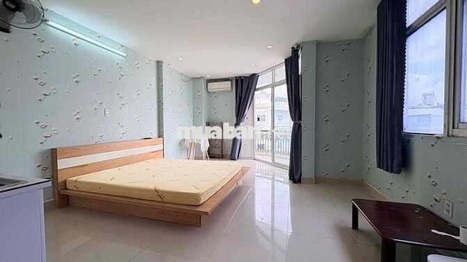 CHÍNH CHỦ CHO THUÊ PHÒNG BAN CÔNG 35m2 NGAY HẺM ỐC ĐÀO. GIẢM 500k/Th