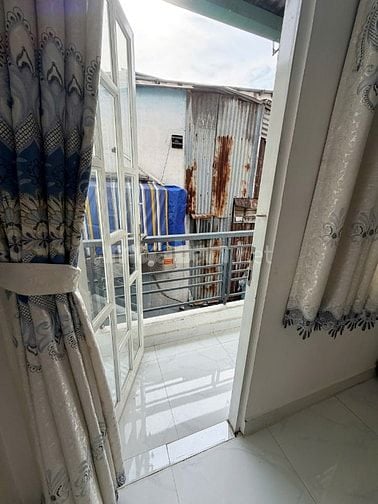 Cho thuê nhà nguyên căn tại hẻm 100 Tân Khai, phường Minh Phụng (P7, Q