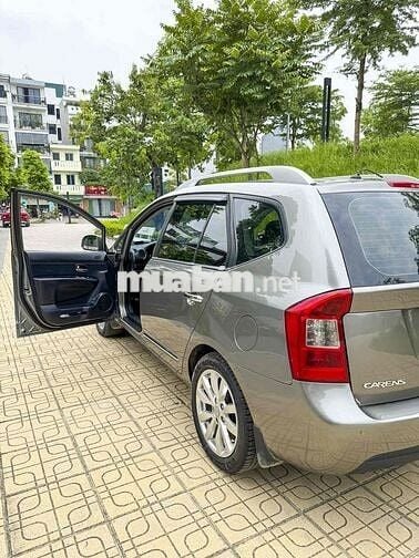 Kia Carens nhập khẩu  bản full 7 chỗ nguyên bản