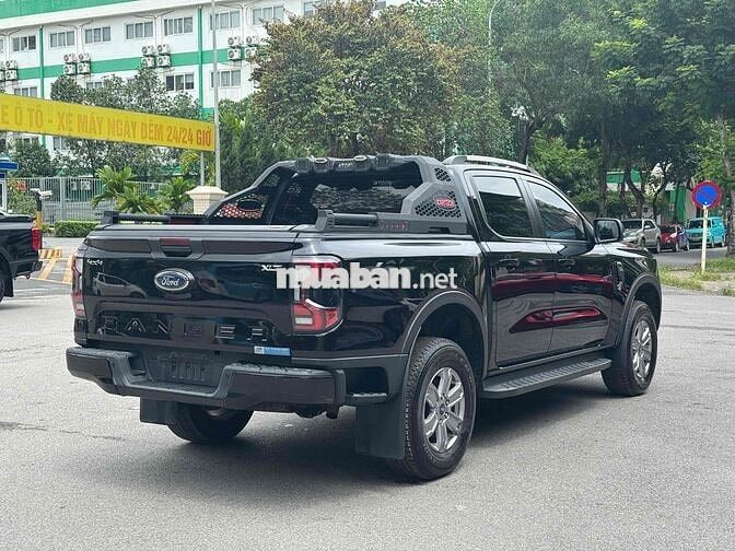 Ford Ranger XLT 2022 Tự động Đen 9 vạn