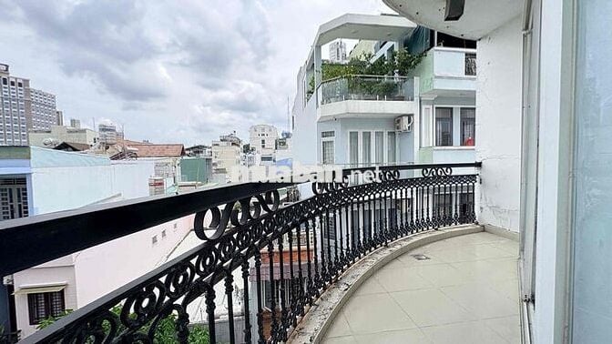CHÍNH CHỦ CHO THUÊ PHÒNG BAN CÔNG 35m2 NGAY HẺM ỐC ĐÀO. GIẢM 500k/Th
