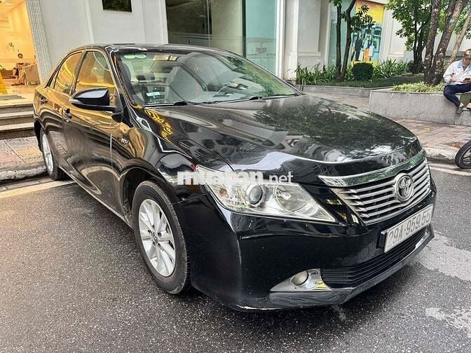 Toyota Camry 2013 2.0E đi 11vankm cực mới
