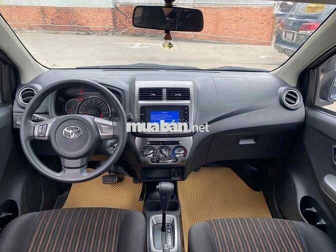 Toyota Wigo 1.2G AT 2019 Bạc Tự động