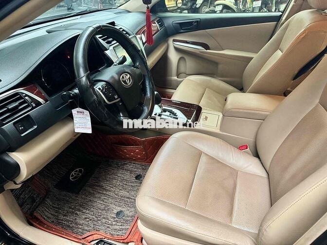 Toyota Camry 2013 2.0E đi 11vankm cực mới