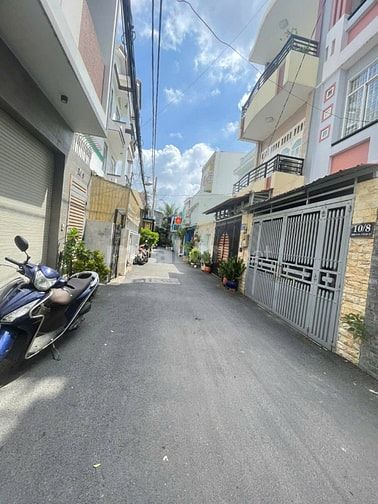 Nhà 4,7x16m 3 Tầng hẻm xe hơi Đường 79 Phường Tân Quy Q7. giá 11,9 tỷ