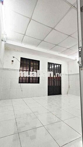 nhà 4 x 5, đúc 1 lầu , 1pn , 1wc
