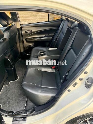 Toyota Vios 1.5E 2022 Số sàn Trắng