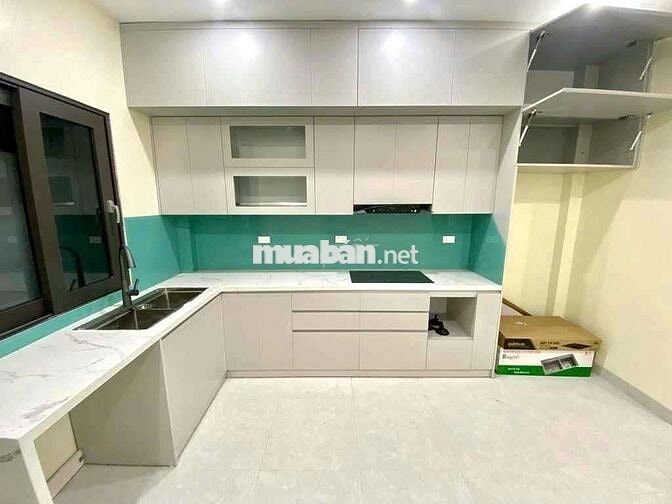 SIÊU HIẾM! Nhà Ngọc Thụy 5PN Khép Kín–Full Nội Thất–Chỉ 12 Triệu/Tháng