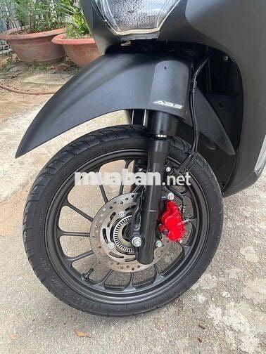 Honda SH Mode 2024 Đen 8000 km
