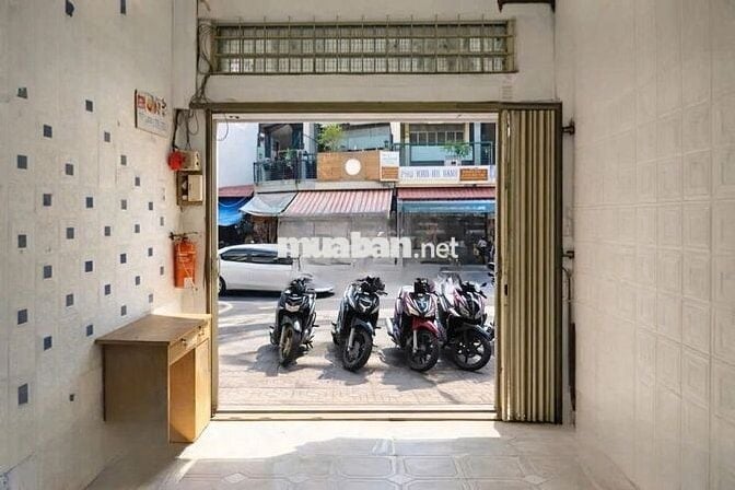 MT Lý Nam Đế-P7 Q11-3 tầng 2PN 3WC-Giá 17 tr/th