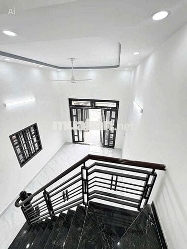 Mặt tiền tch 34
Nhà 2tầng3 phòng ngủ,2wc
Ngang  7m dài 18m kd mọi thứ