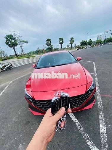 Hyundai Elantra 2022 Đỏ 18000 km