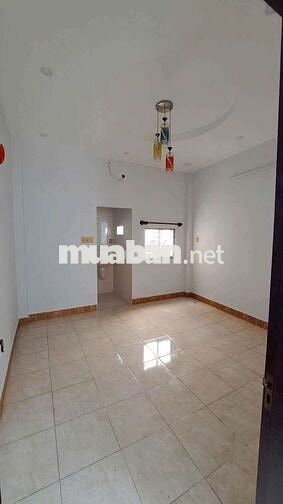 nhà thuê đẹp mới sữa lại mới 3 phòng ngủ 