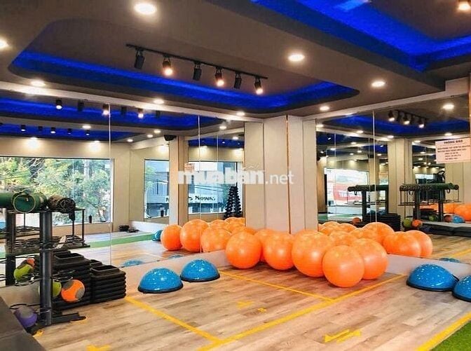 TOÀ NHÀ CHO THUÊ ỐP FULL KÍNH NGANG 25M ĐƯỜNG GÒ DẦU TÂN PHÚ