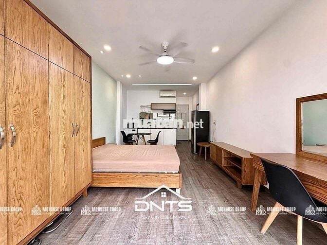 Studio balcony 45m2 đầy đủ nội thất gần Limtower, Công Viên Lê Văn Tám