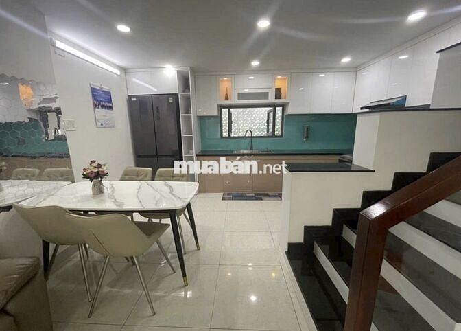 HẺM THÔNG 10m GÒ DẦU_TÂN SƠN NHÌ_5x21m_ĐÚC 4 TẤM 5PN_Xe hơi Đỗ Cửa