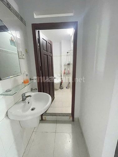 Nhà 4,7x16m 3 Tầng hẻm xe hơi Đường 79 Phường Tân Quy Q7. giá 11,9 tỷ
