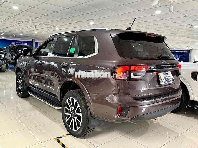 Everest Platinum 2 cầu cao cấp xe xuất hoá đơn