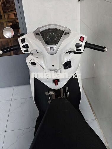 Honda Lead 2023 Trắng 11k km