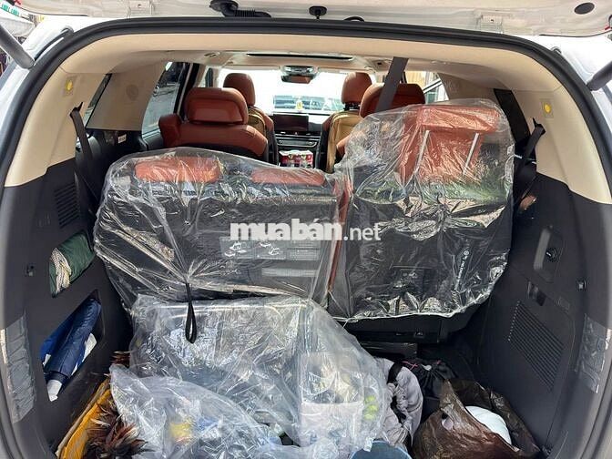 Siêu lướt 1600 Km Kia Carnival Signature 2.2D 2026