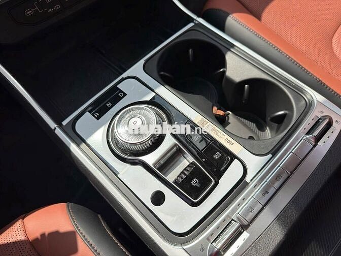 Siêu lướt 1600 Km Kia Carnival Signature 2.2D 2026