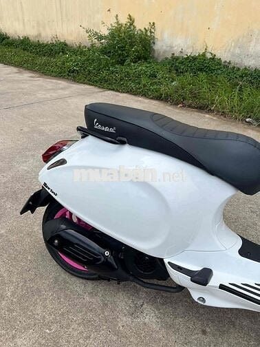 Piaggio Vespa Sprint 125 Trắng Hồng Minơ Leng Keng