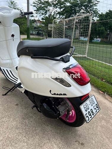 Piaggio Vespa Sprint 125 Trắng Hồng Minơ Leng Keng