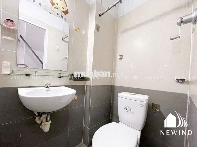 Cho thuê Gác cao có ban công riêng bếp riêng Nhận xe điện nhận Pet