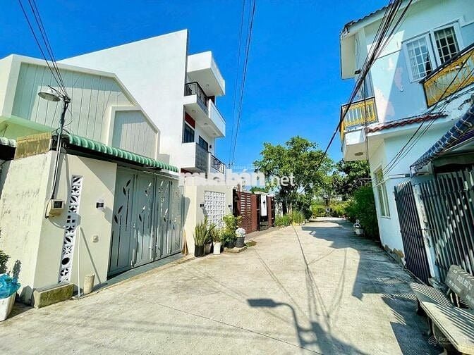 Hàng ngộp!!!173m2(6,5x28) giá 1tỷ250 trung tâm thị trấn Củ Chi SHR