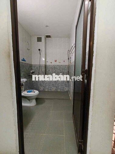 Cho thuê nhà mặt tiền đường nội bộ Bùi Minh Trực P5 Q8