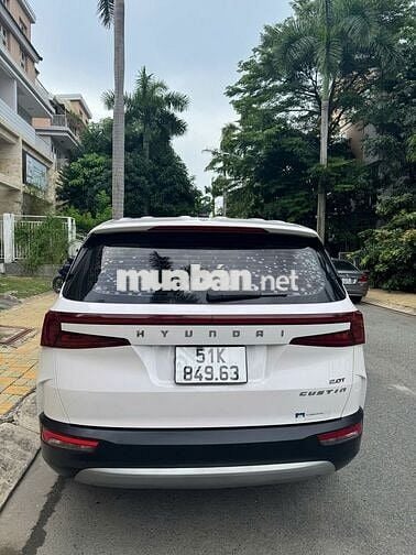 Hyundai Custin 2.0T Trắng 66.900 km
